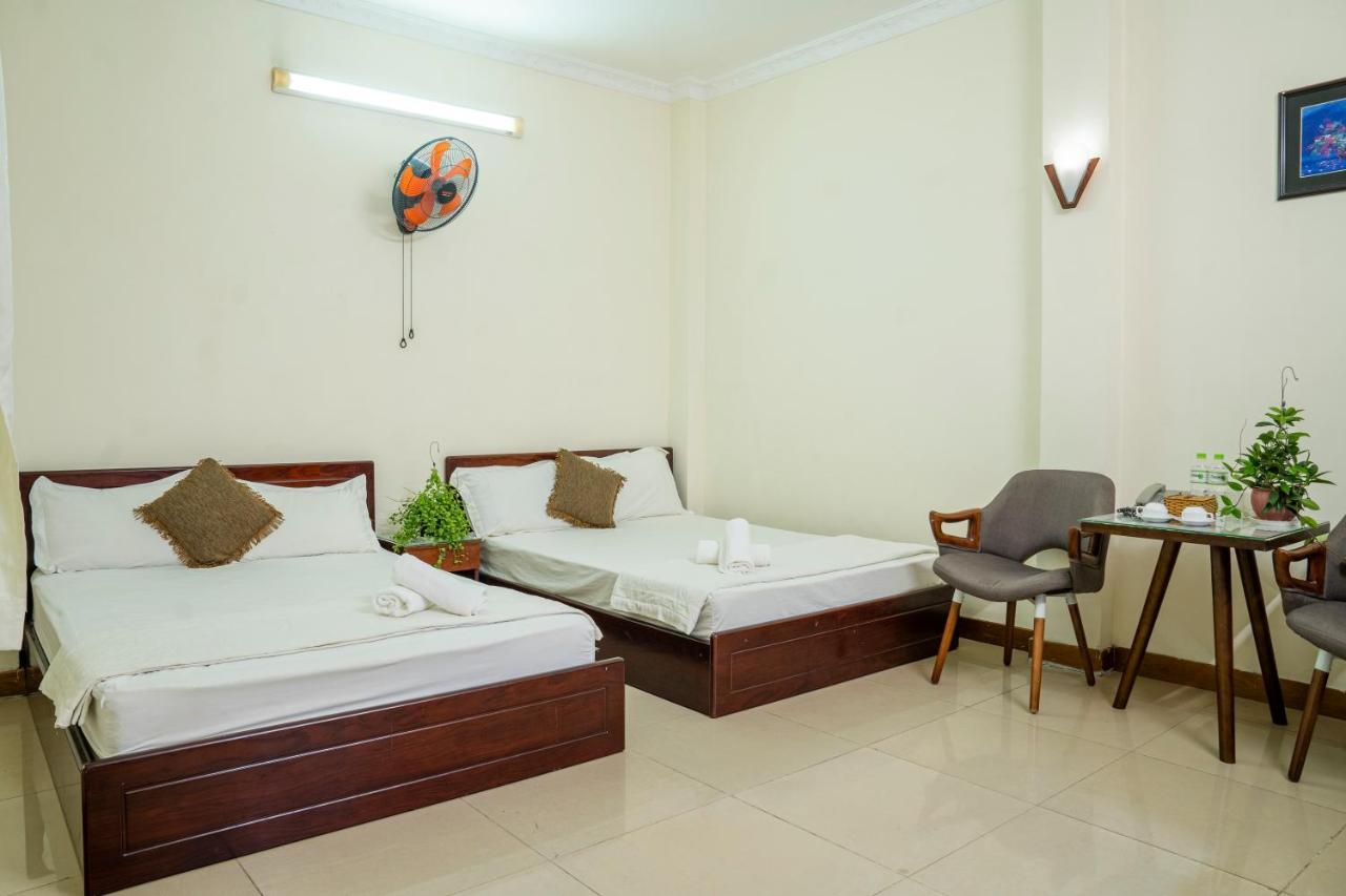 Kim Long Hotel 2*